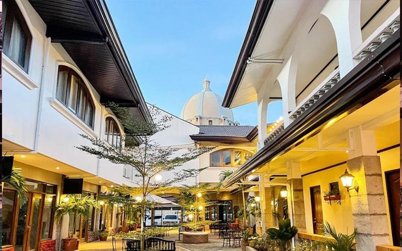 Solano Hotel & Resort At Casa Ysabel Lipa City Exterior foto